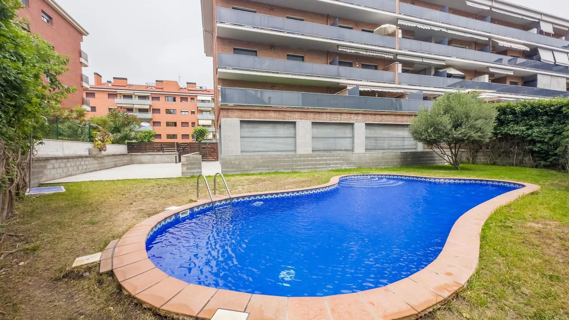 יורט דה מאר Lloret Apartment & Parking ספרד