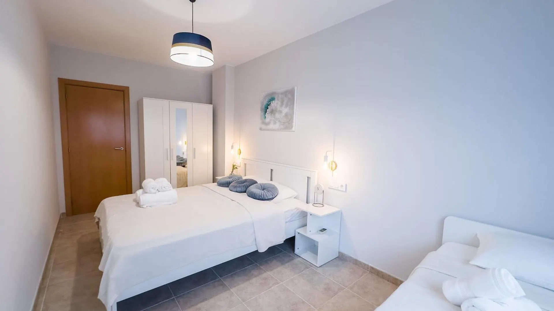Lloret Apartment & Parking 료렛 드 마르 스페인
