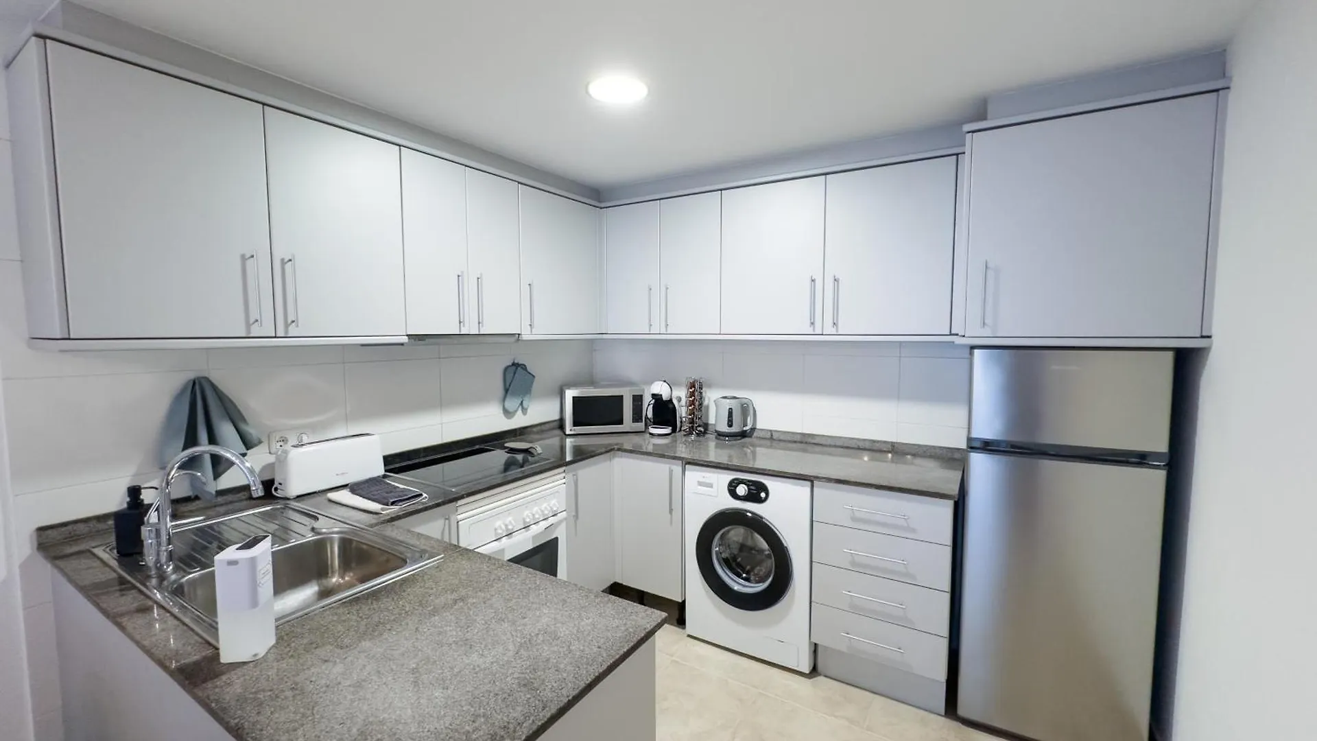 יורט דה מאר Lloret Apartment & Parking