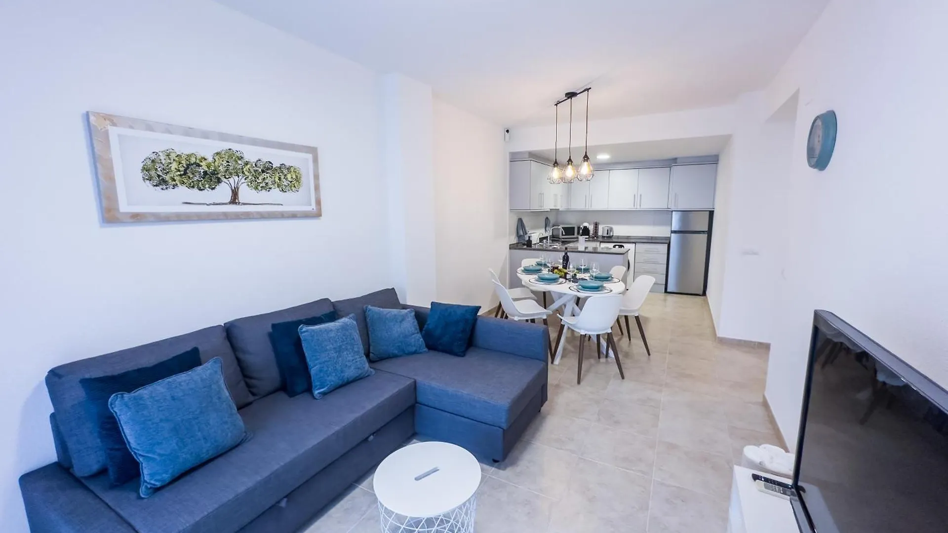 יורט דה מאר Lloret Apartment & Parking 0*, יורט דה מאר ספרד