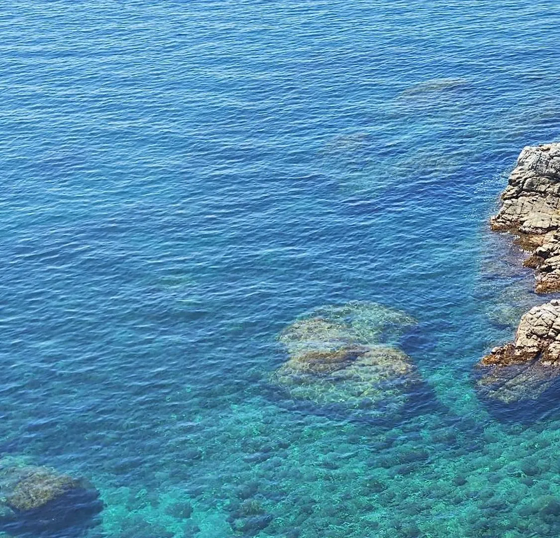 יורט דה מאר Lloret Apartment & Parking 0*, יורט דה מאר